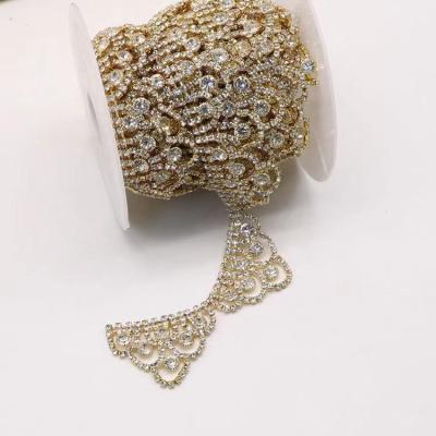 China Luxury Bridal Crystal Rhinestone Chain Trimming Garment Accessary Sash Rhinestone Trim Applique Wedding Sash for sale