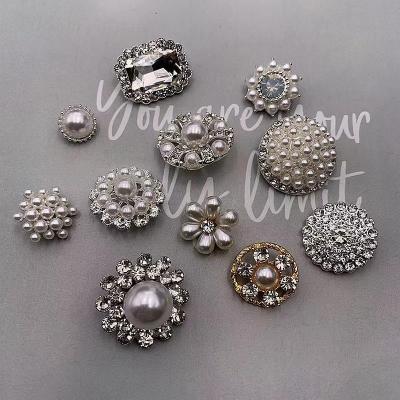 China Sustainable Crystal Button Cake Hair Comb DIY Rhinestone Button Wedding Brooch Bouquet Embellishment Pearl for sale