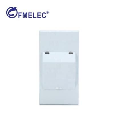 China IP40 Steel 2MEC 4 Module Metal Clad Enclosure Steel British Standard Empty Consumer Unit for sale