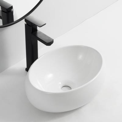 China New Design Bulk Sales Countertop Wash Basin Modern Oval Shape Shiny White Basin Bathroom from Chaozhou yingjie for sale