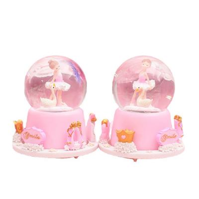 China Europe Snowball Big Snow Globe Diy Snow Globe Snow for sale