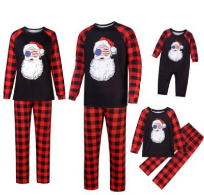 China 2021 QUICK DRY NEW drop shipping Wholesale Cool Santa Printed Matching Family Christmas Pajamas Sets Family Christmas Clothing for sale