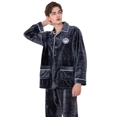 China 2021 Plus Size Elegant Warm QUICK DRY Velvet Men's Long Sleeve Sleepwear Night Suit Men's Pajamas For Men for sale