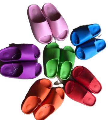 China CUSHIONING 2021 Hot Selling High Quality Colorful Women Slippers Garden Shoes EVA Slippers Custom Colors To Accept for sale