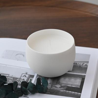 China Matte Candle Holder Christmas Decoration Wholesale Modern Creative Candle Cup Cylindrical Ceramic Empty Jar Candle Jar for sale