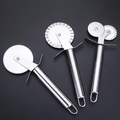 China Food Grade Sustainable Non Stick Stainless Steel Wheels Pizza Cutter Rocker Blades Mini Tools Customize Logo for sale