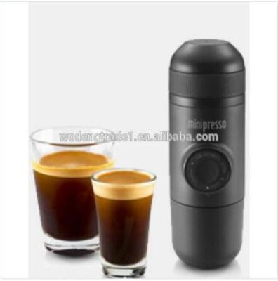 China Sustainable outdoor mini coffee maker hand pressing coffe cups drop capsule shapped coffee maker WD-625 for sale