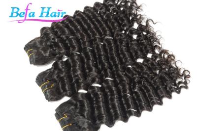 China El 100% 30 sin procesar avanza lentamente las extensiones malasias del pelo de la Virgen de la onda profunda para las mujeres negras en venta