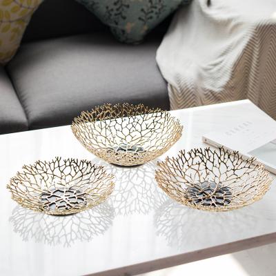 China Nordic Creative Odm Design Viable Gold Metal Craft Decoration Zinc Alloy Bowl For Fruits for sale