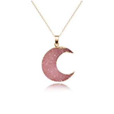 China Vogue Environmental Friendly Crescent Moon Necklace Rose Quartz Stone Pendant Necklace for sale