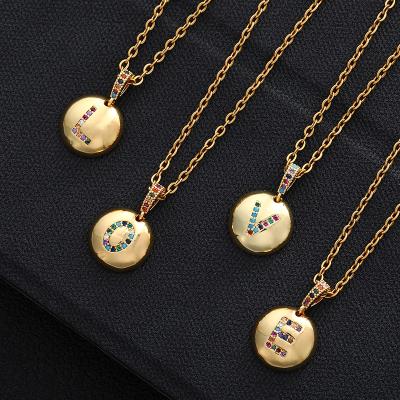 China Environmental Friendly 18k Gold Plated 26 Alphabet Initial Necklace Letter Around Initial Necklace for sale