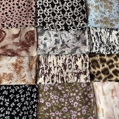 China Long Floral Print Shawl Wholesale 2023 New Design Print Chiffon Hijab Factory Price Muslim Chiffon Hijab for sale