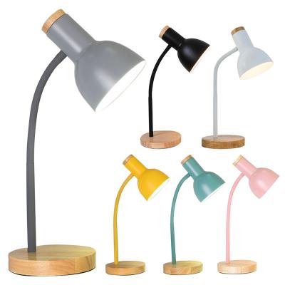 China New design modern office restaurant wooden adjustable table lamp study led desk lamp e27 for sale