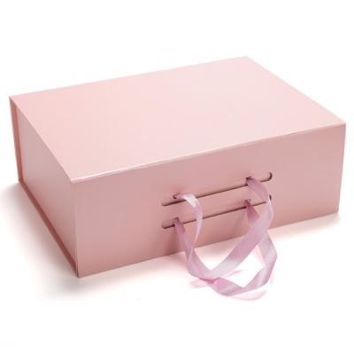 China Creative Biodegradable Folding Gift Box Folding Shoes Paper Packaging Portable Gift Box for sale