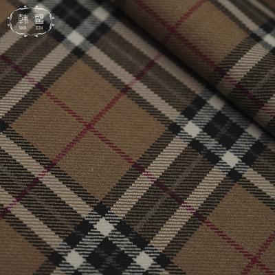 China Suit Viable Plaid Wool Stain Worsted Fabric, Plaid Fabric 420g Camel Color Spring and Fall Fashion Coat Woolen Fabric for sale