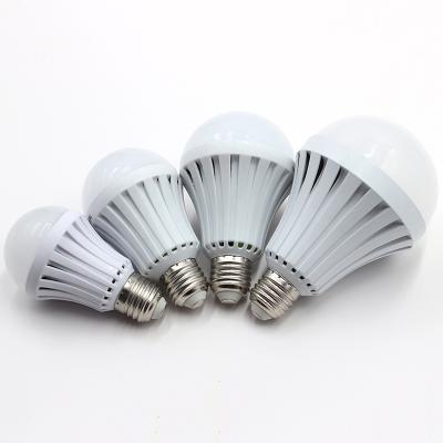 China Camping Rechargeable Emergency 5w 7w 9w Led Lamp E27 Led Bulb Light for sale