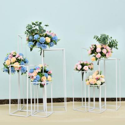 China Retrofit Rectangular Iron Wedding Flower Frame Stand For Table Centerpiece for sale