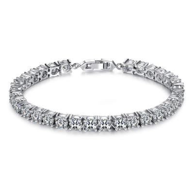 China Fashionable Shiny Classic 18k White Gold Plated Round Cut White Crystal Women Wedding Engagement Zircon Tennis Bracelet for sale