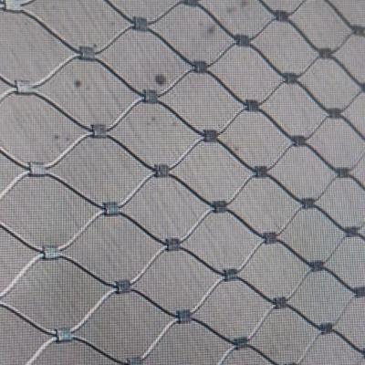 China Convenient Decorative Screen Mesh for Building Facades Modern Design for sale