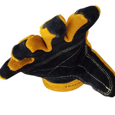 China Cow Split Firefighter Protective Gloves Good Grip Size XXS-XXL for sale