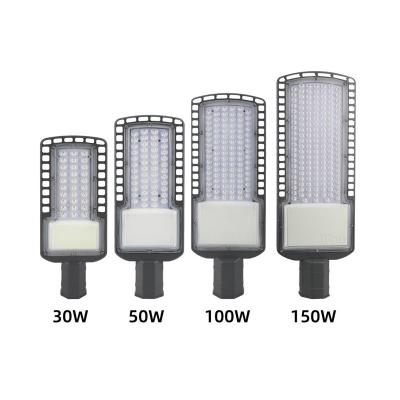 China 6500K Led Street Light Wall Mounted Anti Vibration Waterproof Night Light SMD3030 for sale