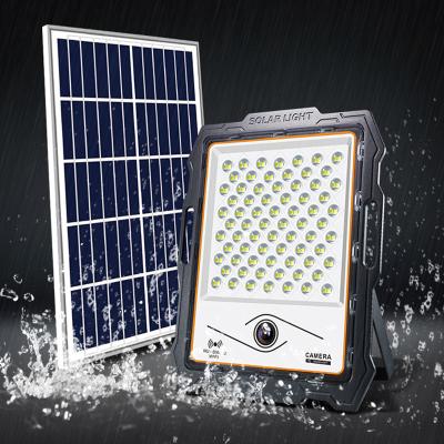 Cina 2020 New Design100w 200w 300w 400w solar led flood light with WIFI 4G Control CCTV Camera LED Solar lamps for garden in vendita