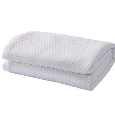 China Customization Breathable Suzhou Fabric Bamboo Heavy White Polyester Knitted Mattress Cover Fabric for sale