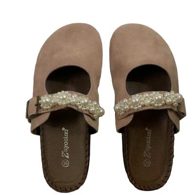 China Cushioning 2022 Retro Half Pearl Slippers Popular Rub Toe Sandals Soft Bottom Flat Leather Heel Off Lazy Slippers Brown for sale