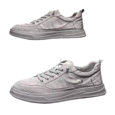 China Cushioning Ice Silk Canvas Slip-On Shoes For Outdoor Activities Running Comfortable Tide Shoes And Breathable Sports Casual Shoes for sale