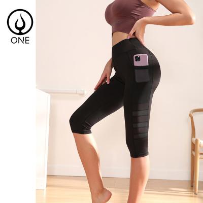 China Breathable Women Black Workout High Waist Tummy Control Mesh Capris Leggings With Pocket Butt Lifting Capris Pants With Pocket In Black for sale