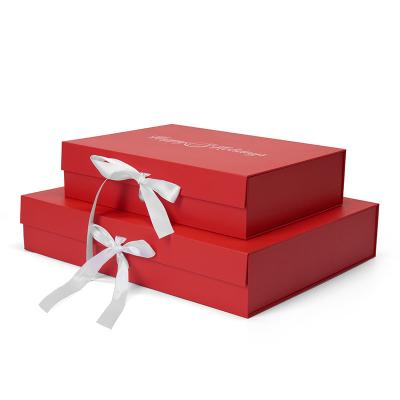 China Handmade Custom Logo Luxury Red Magnetic Boxes Packaging Foldable Cardboard Gift Boxes for sale