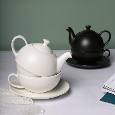 China TP39 Classic Teapot Ceramic Tea Viable For A Glazed White Black Porcelain Teapot for sale