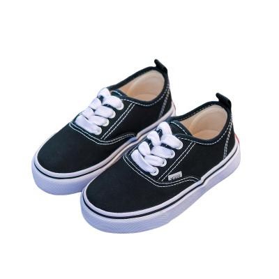 China New Wholesale Fashion Deodorization Kids Low Cut Skateboard Shoes All Black Sports Casual Canvas Shoes Unisex for sale