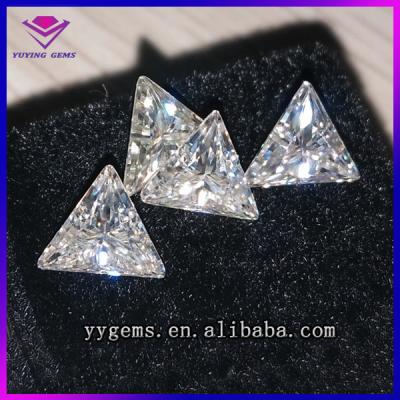 China Birefringence DEF color VVS1 triangle diamond cutting pure white color jewelry moissanite for sale