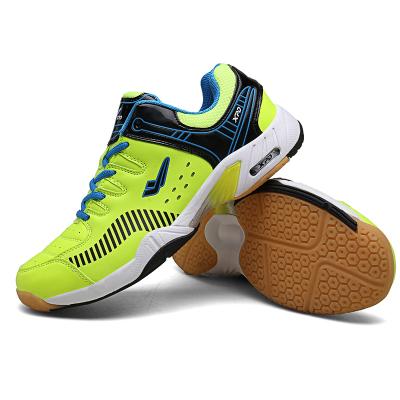 China Anti-skid/durable/breathable/cushioning lightweight professional sports shoes new high quality custom made big badminton shoes for sale