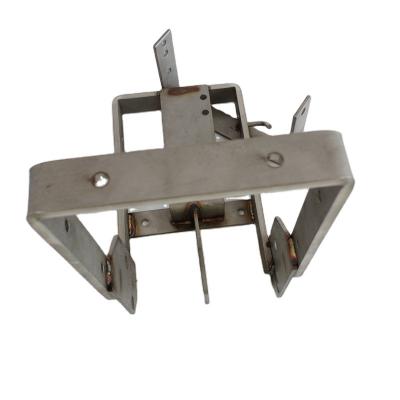 China OEM ODM Manufacturing Piecework Metal Beast Trap METAL Hunting Large Custom Animal Traps For Outdoor for sale