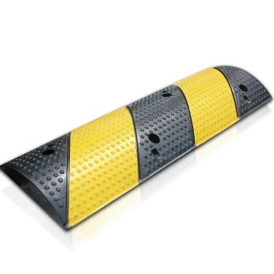 China Outdoor Hot Sale Road Safety Road Bump Installation Portable Rubber Speed ​​Bump for sale