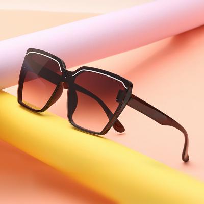 China Fashion sunglasses 2022 new fashion sunglasses women tend box sunglasses luxury sunglasses for sale