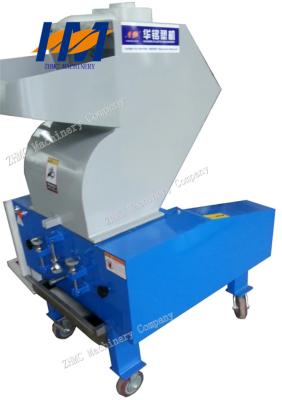 China Waste Plastic Bottle Shredder Machine Flake Type Blade High Output Capacity for sale