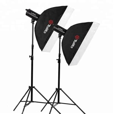 China Best Selling Tolifo Professional Wireless Remote Control 800w Photo Studio 800w Photo Strobe Softbox Careme Flash Light with Photography Accessories for sale