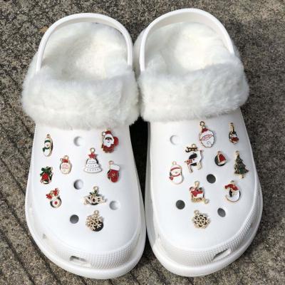 China Round Women's Slippers Warm Fur Sandals Ladies Winter Clogs Comfortable Hairy Slide Shoe Wholesale Women Fur Sandals for sale