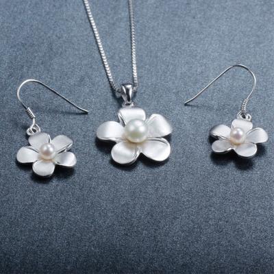 China JCA Environmental Friendly Elegant Flower Shaped 925 Sterling Silver Bridal Pearl Jewelery Set for sale