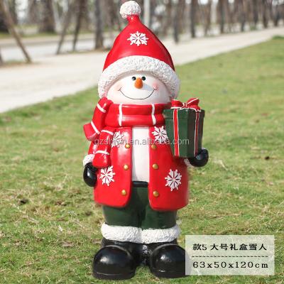 China China Snowman Christmas Fiberglass Decoration for sale