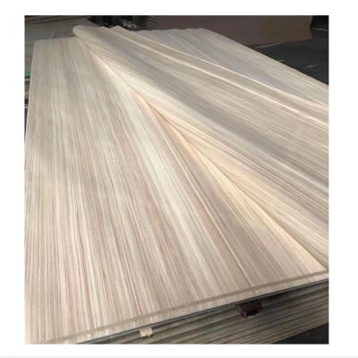 China Modern Plywood Veneer Okoume Natural Wood Veneer / Bintanggor For Plywood for sale