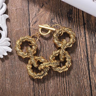 China Fashion Exaggeration Alloy Gold Bracelet Women Gold Plated Fashion Women Charm Bracelet for sale