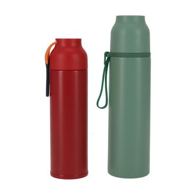 China Grink Guaranteed Quality PORTABLE 800ml Insulated Water Bottle Vacuum Bottle With Silicone Belt for sale