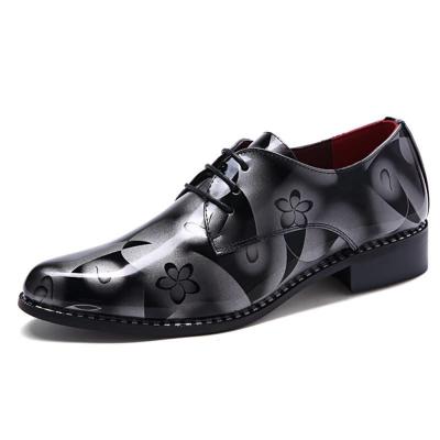 China Fashion Trend Novelty Vegan Leather Patent Floral Upper Lace Low Up Style Pointed Toe Oxfords For Men for sale