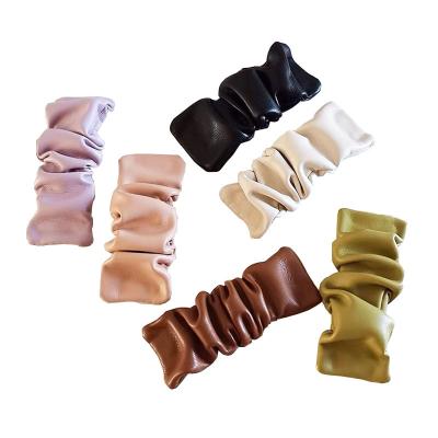 China PU Hairpin Amazon Sale Simple Design Cute Wrinkle Hair Clips Adjust Ladies PU Leather Hairpins Women Soild Color Snap Hair Clips for sale