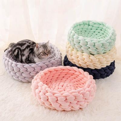 China Breathable Indoor Luxury Soft Woven Basket Sofa Hand Knitted Pet Sleeping Soft Bed For Cat Dog Puppy Kitten for sale