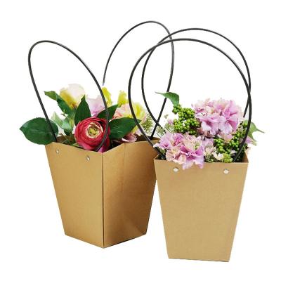 China Recyclable Customized Portable New Style Florist Packaging Paper Flower Box Made In China for sale